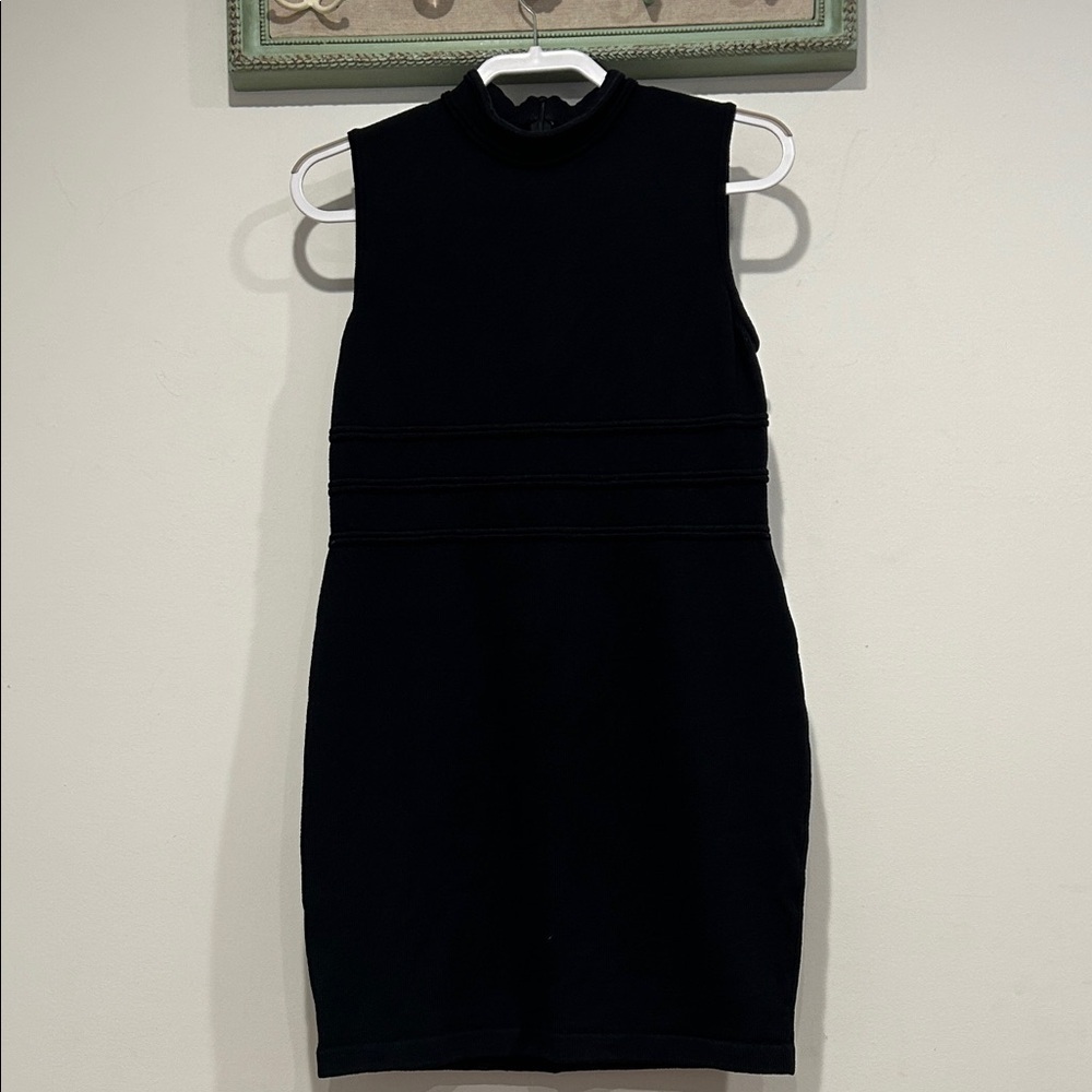Vintage St John’s Santana Knit Black Sleeveless Sheath Dress Short women’s 6